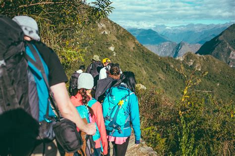 附近有哪些旅遊山？不妨一起探索這些山脈中的自然之美與文化之魅。